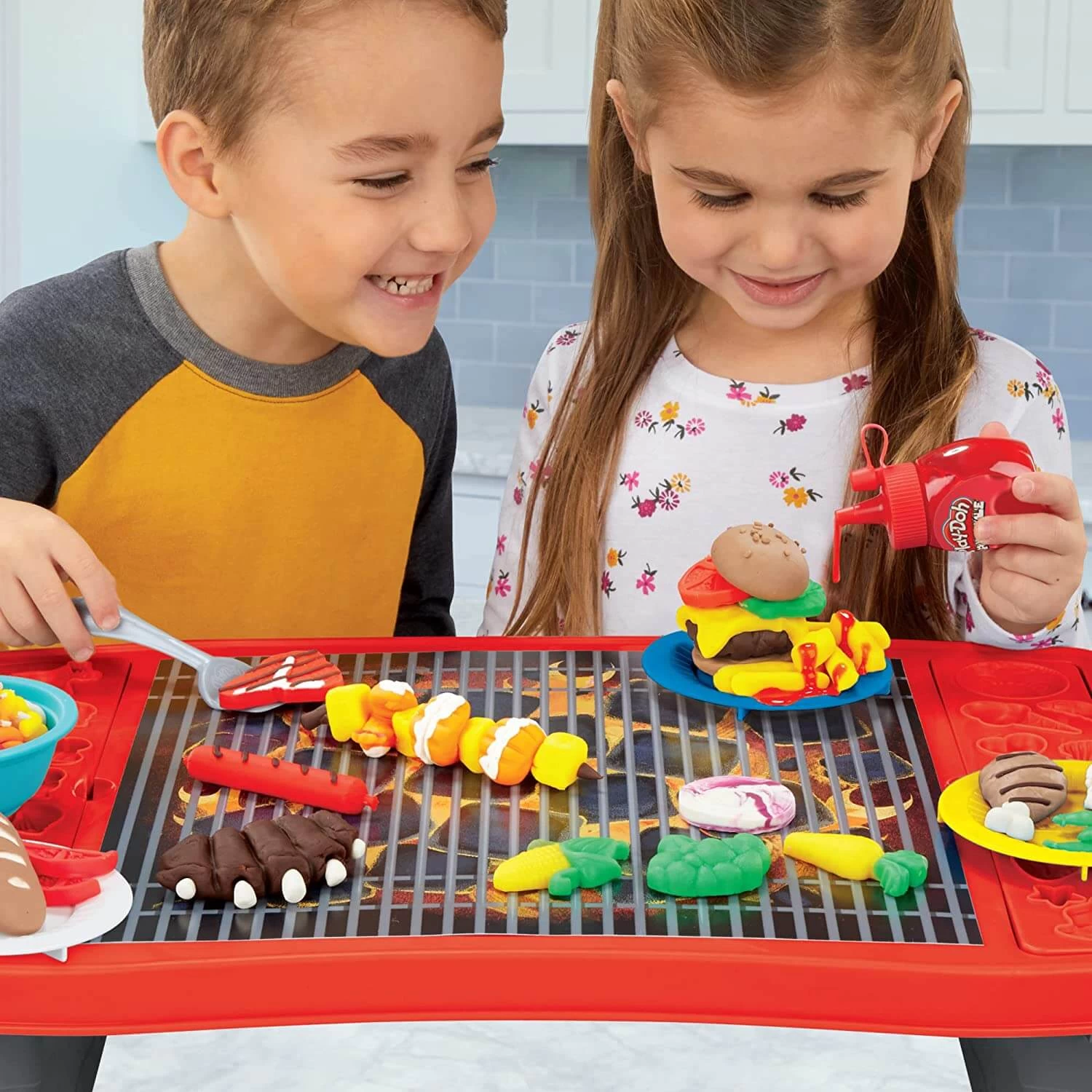 Play-Doh Kitchen Creations Big Grillin Playset 40 Piece BBQ Toy 5 Play-Doh Kitchen Creations Big Grillin Playset 40 Piece BBQ Toy - Image 5