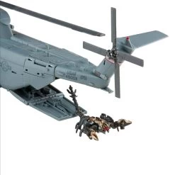 Transformers Masterpiece Action Figure Decepticon Blackout 29cm 9 Transformers Masterpiece Action Figure Decepticon Blackout 29cm -Trendy Toy Store GRAF3094 6433 5L00 4 opt