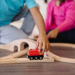 Melissa & Doug Train Set Wooden Figure 8 Track Bridge 22 Pieces -Trendy Toy Store HEA10703 5 opt