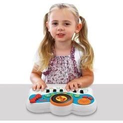 Fisher Price Musical Kids Studio 8 Animal Sounds Turntable Age 2+ -Trendy Toy Store MusicStudio 2 77469.1602844196.1100.1100